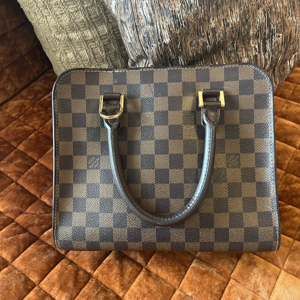 Louis Vuitton Damier Ebene Tirana